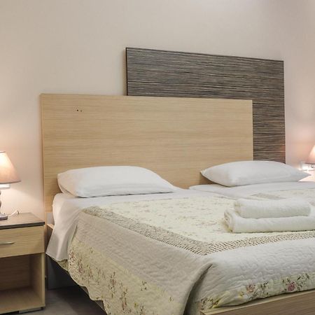 Delfini Beach Hotel & Suites Archangelos  Esterno foto