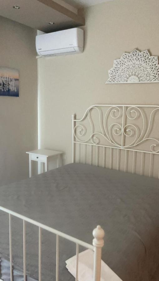 Delfini Beach Hotel & Suites Archangelos  Esterno foto