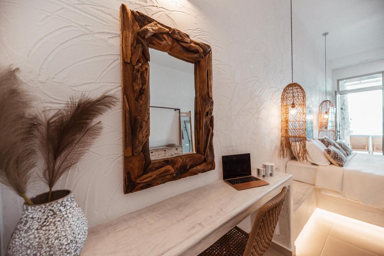 Delfini Beach Hotel & Suites Archangelos  Esterno foto