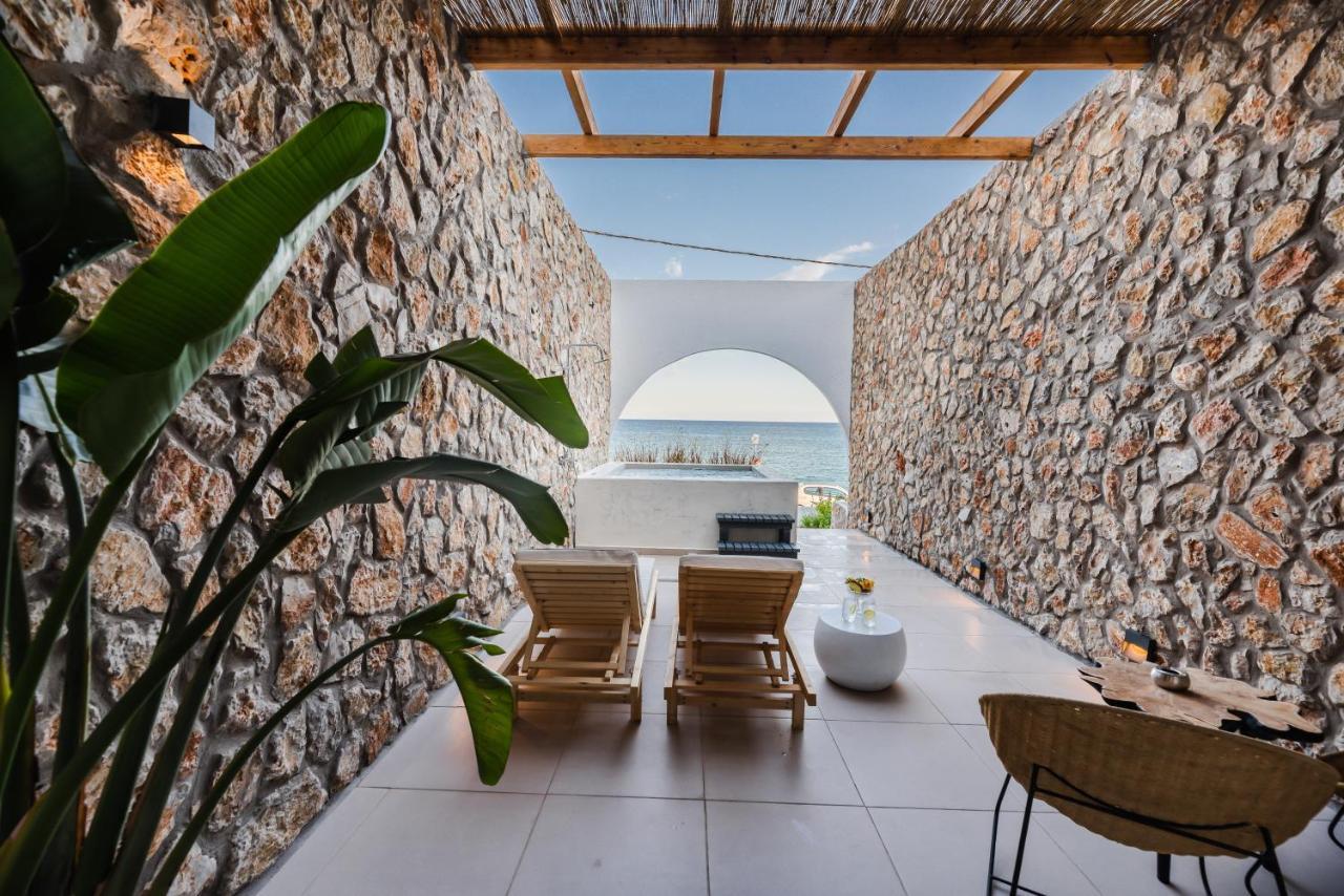 Delfini Beach Hotel & Suites Archangelos  Esterno foto