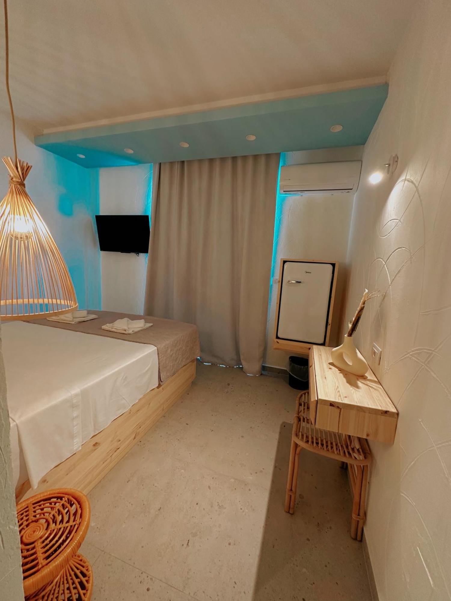 Delfini Beach Hotel & Suites Archangelos  Esterno foto